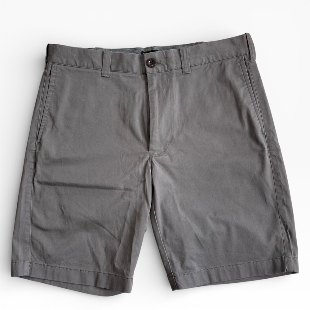 NWT J. Crew Grey Chino Stretch Shorts Men’s 30 9” Inseam C8937